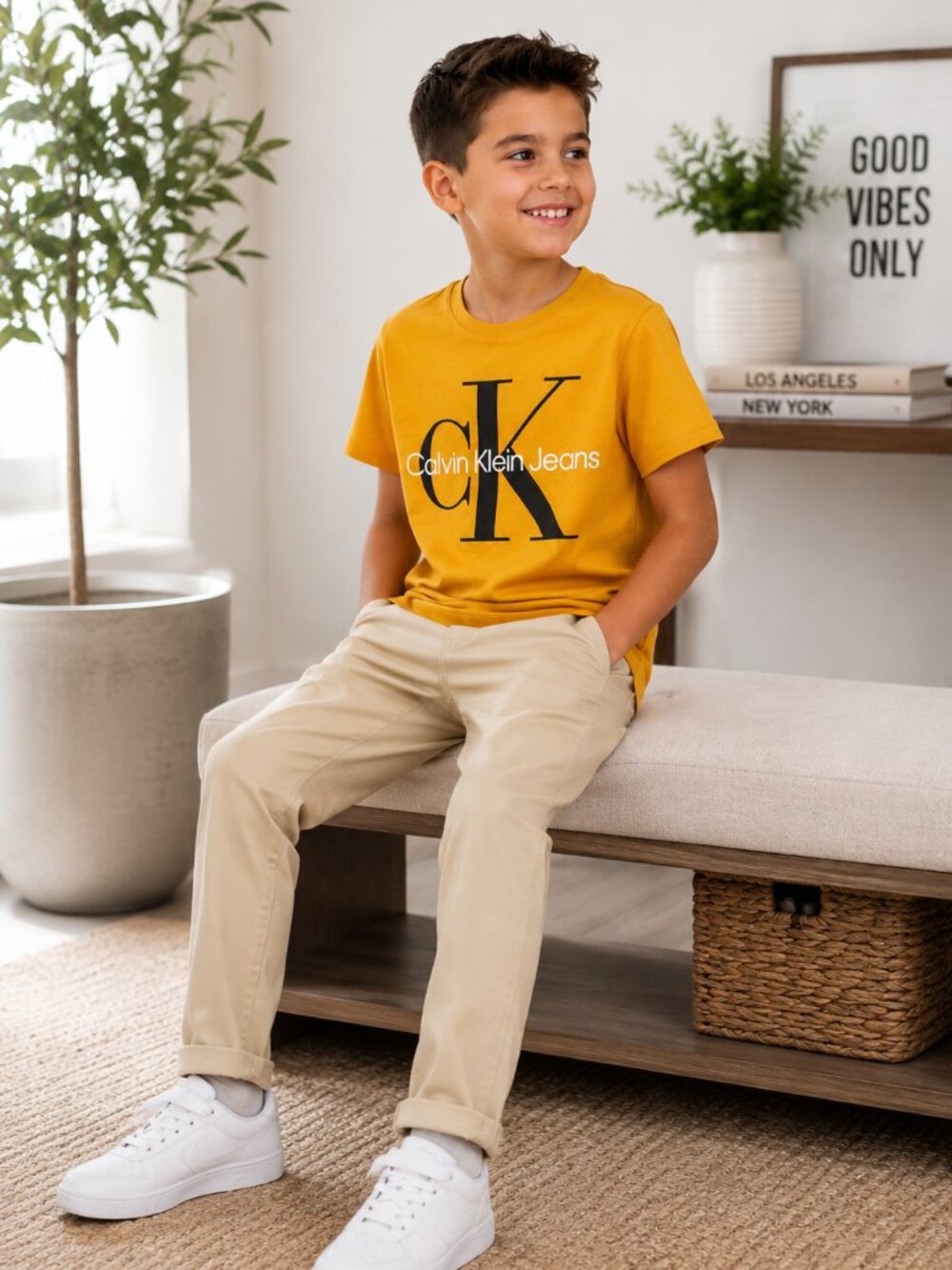 Calvin Klein Jeans Boy CK Logo Graphic TShirt Yellow Cotton Tee Size M 10/12 NEW